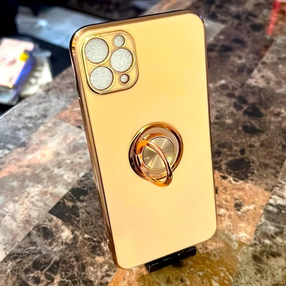 11 pro max heart pendent case